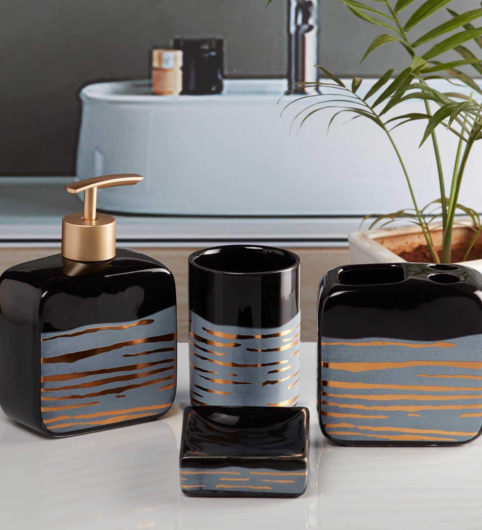 Modern Gold Ceramic (Set of 4) Bath Set