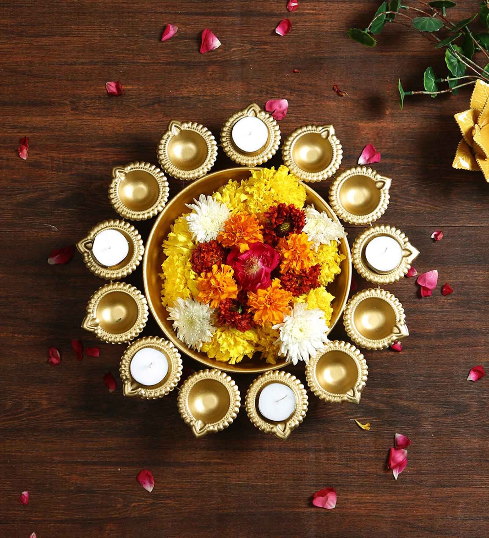 Modern Golden Metal (Set of 3) Urli