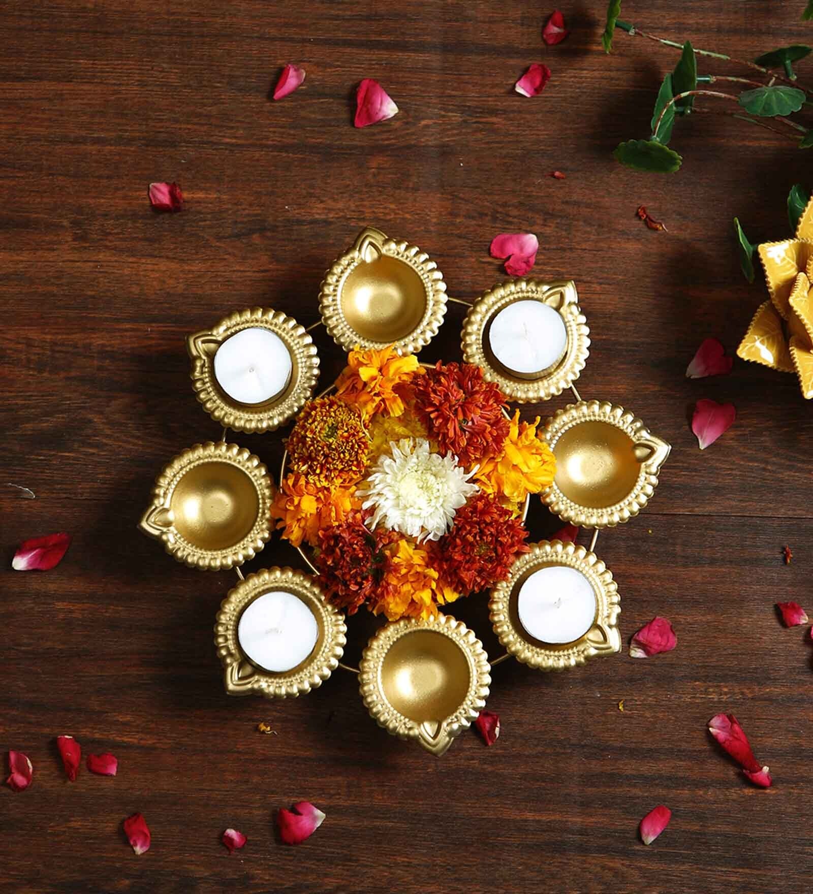 Modern Golden Metal Urli