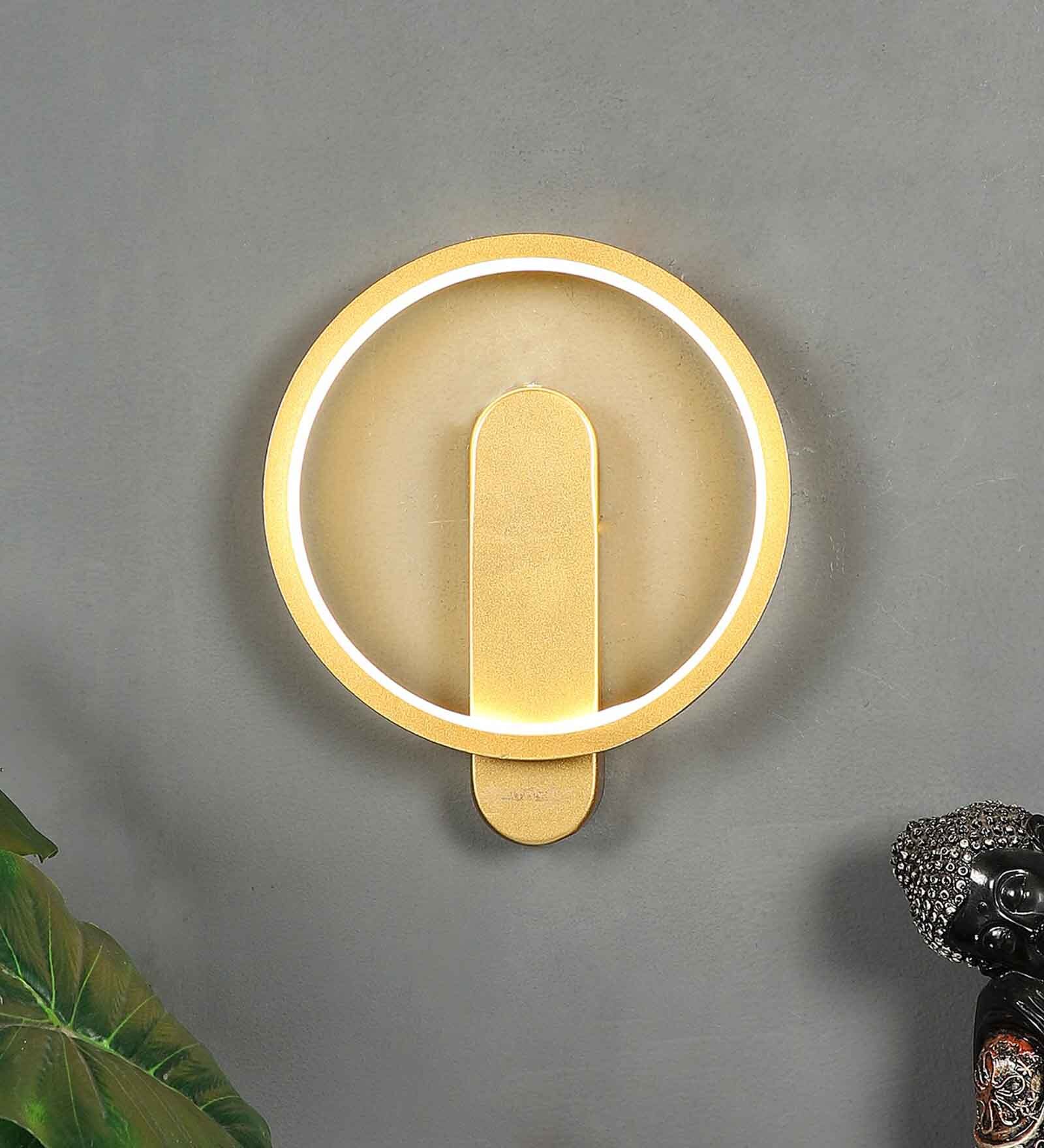 Modern Metal LED Novelty Wall Light (Gold)