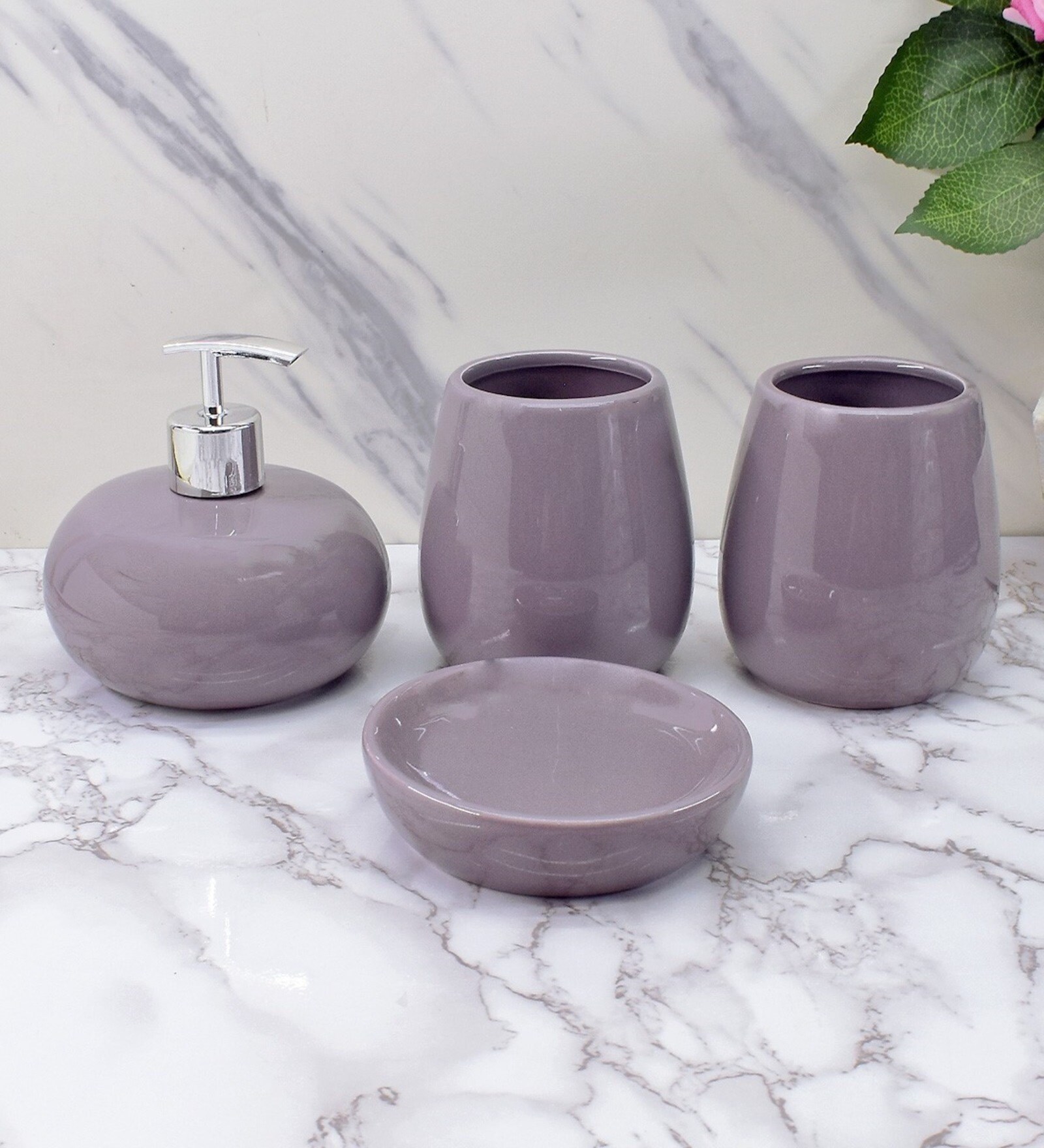 Modern Purple Ceramic Set of 4 Bath Accessories Set 