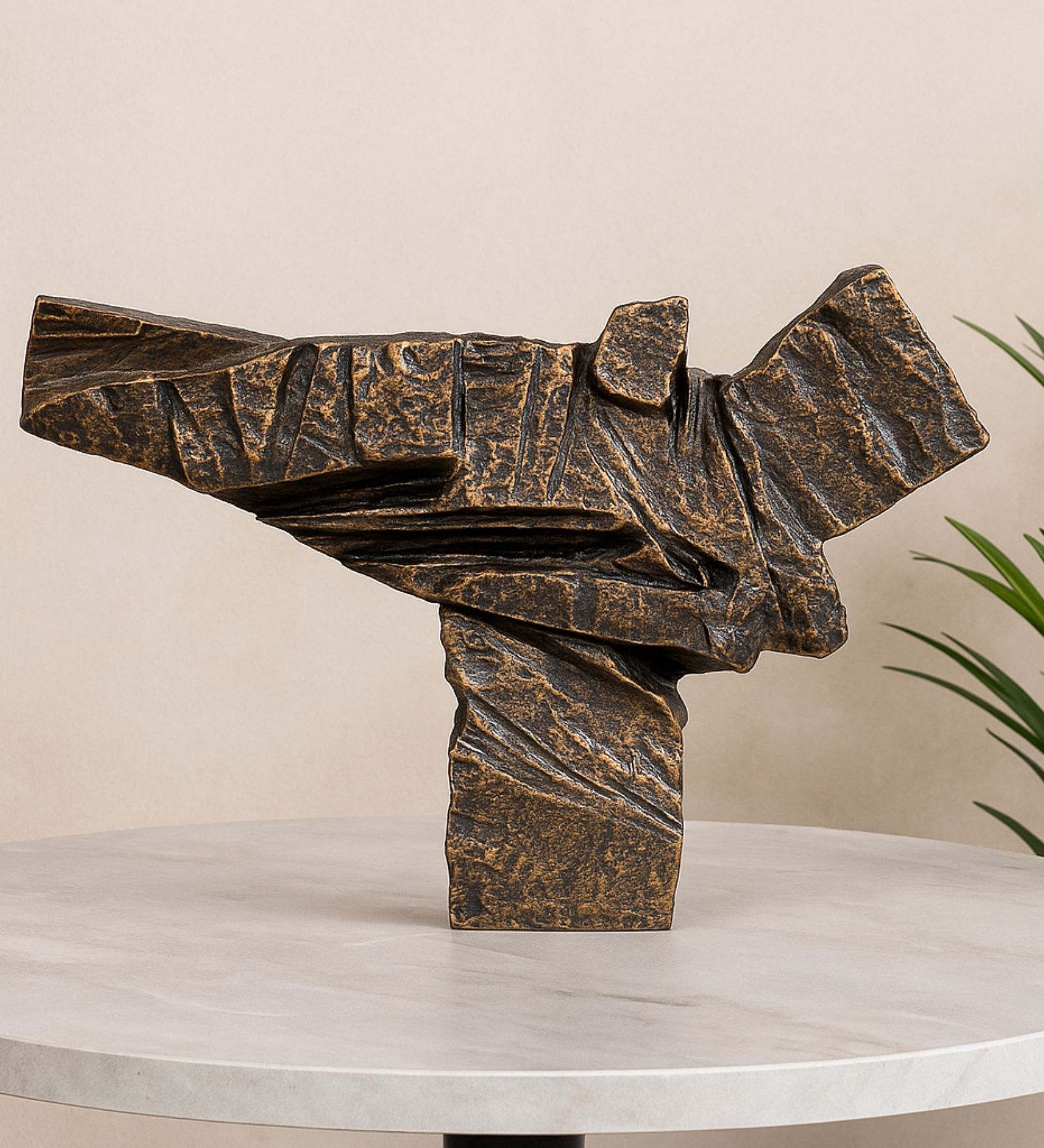 Modern Stone Finish Martial Art Sculpture Figurine, (Gold, 26.6cm)