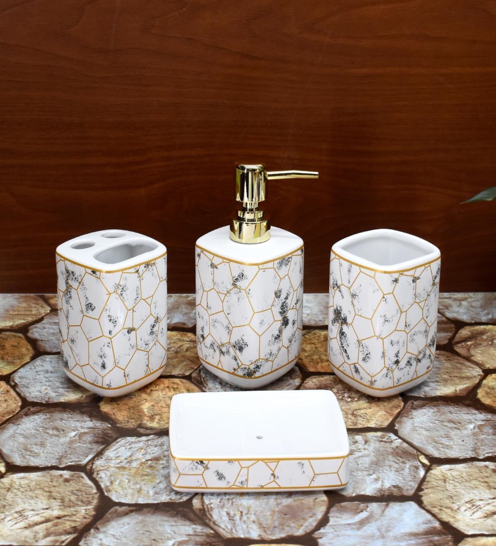 Modern White Ceramic Set of 4 Bath Accessories Set 