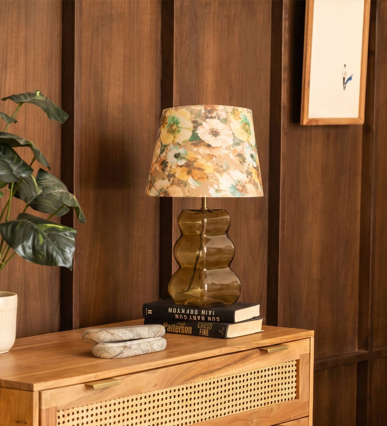Transparent Moss Table Lamp
