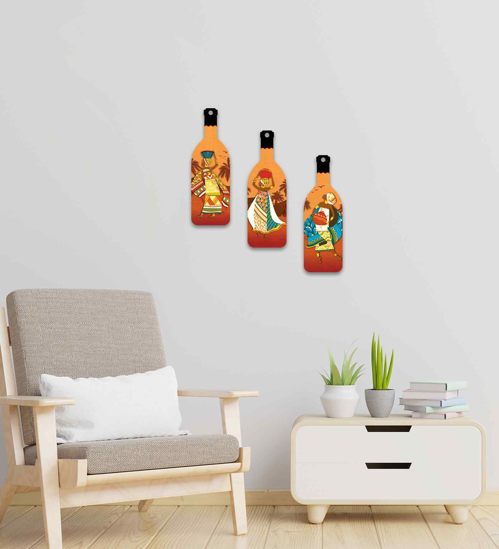 Set of 3  Bottle Shape Wooden Wall Hanging