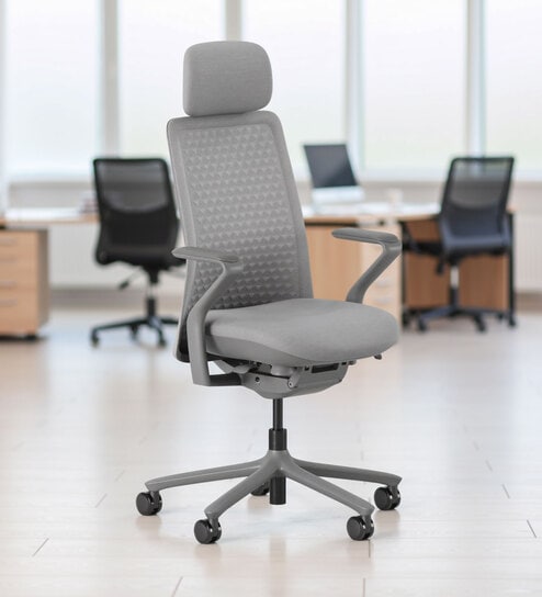 Model 92 Breathable Mesh Executive Chair With Headrest In Grey Colour