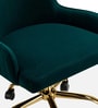 Modern-Motile  Velvet Guest Chairs In Green Colour