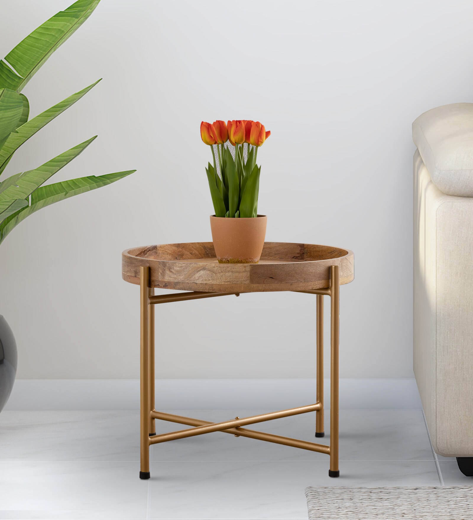 Mtl Metal End Table In Gold Finish (Small)