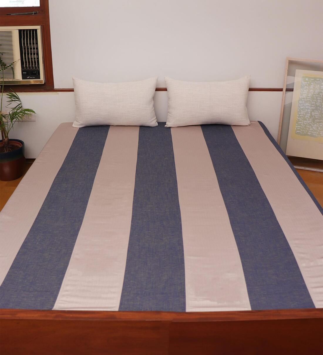 Buy Blue Striped 800 GSM Cotton 3 Pieces Bedding Set by Zeba at 10 OFF
