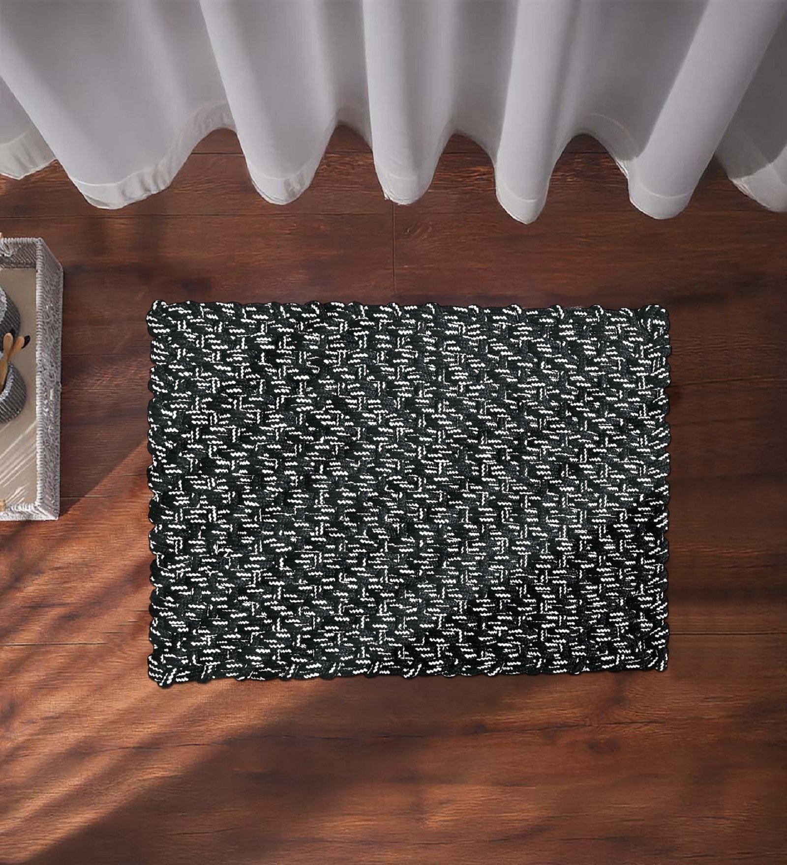 Black Polypropylene 16X24 Inches Anti-Skid Bath Mat