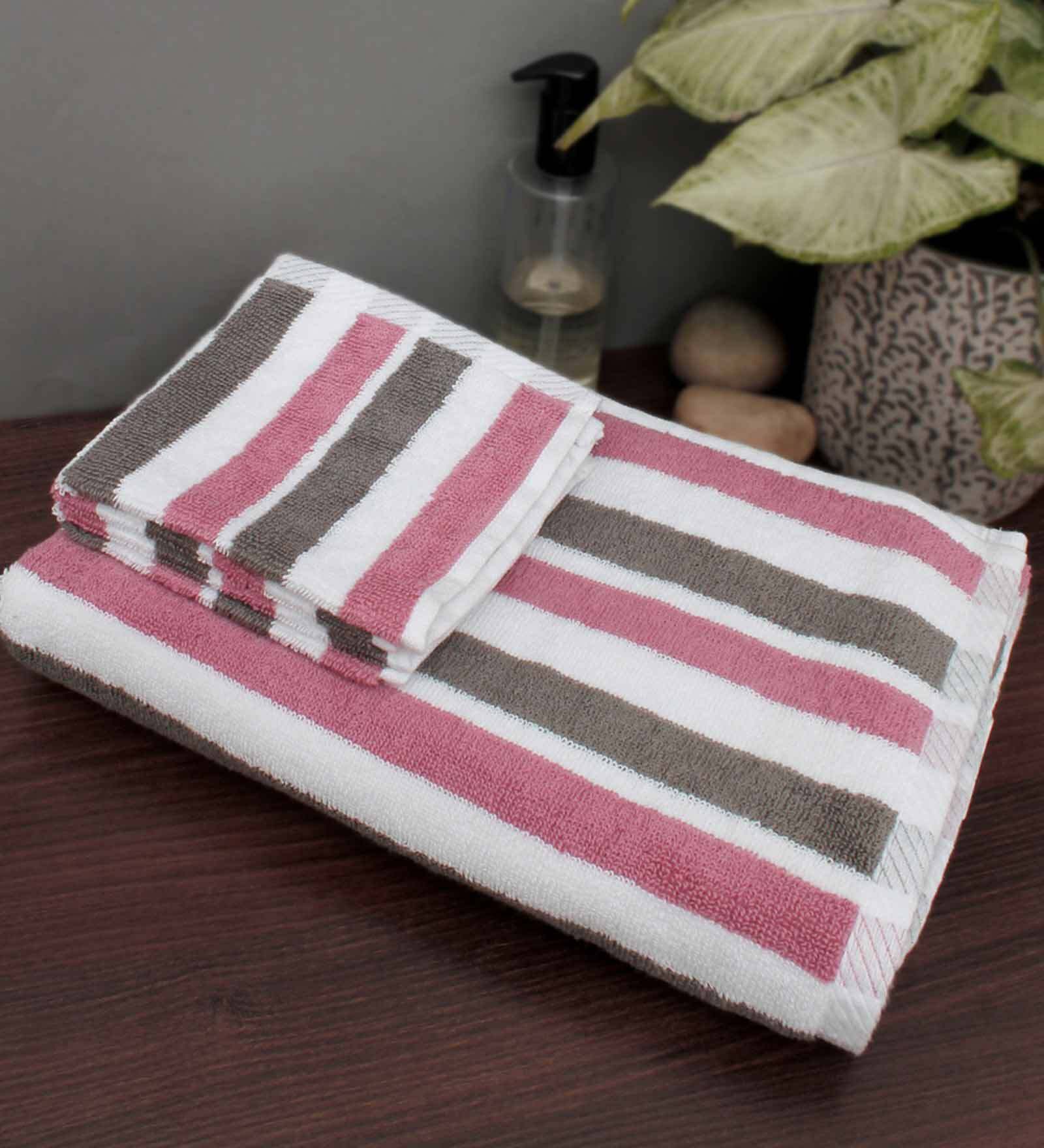 Buy Multicolor Patterned 450 GSM Cotton Towel Sets (Set of 3) by AVI Living at 37 OFF by AVI
