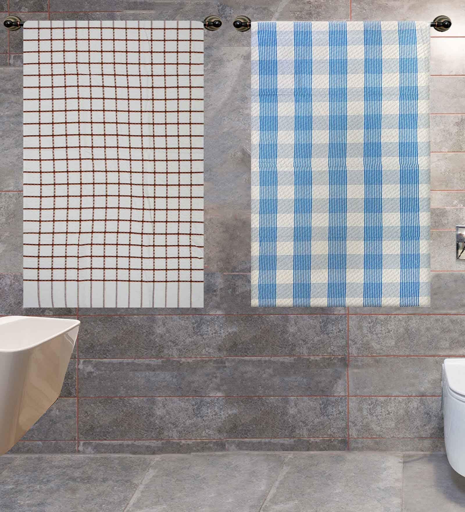 Multicolor 100% Cotton Patterned 220 GSM Bath Towels (set of 2)