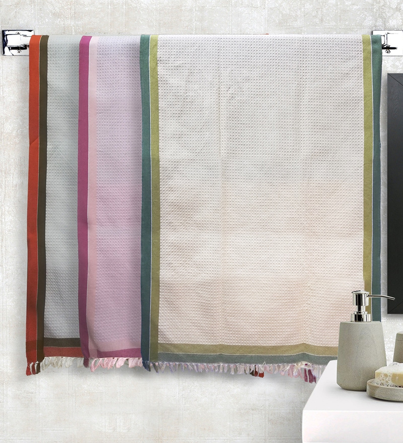 Multicolor 100% Cotton Solid 220 GSM Towels (set of 3)