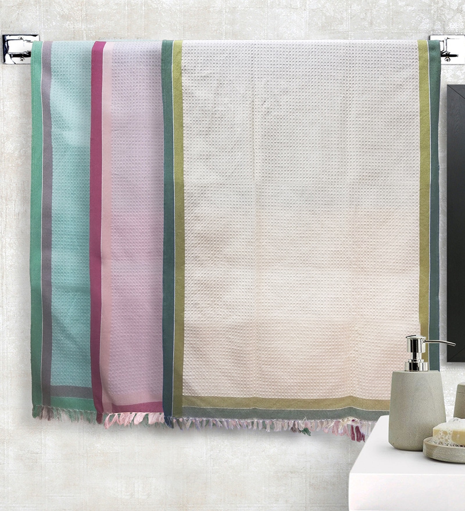 Multicolor 100% Cotton Solid 220 GSM Towels (set of 3)