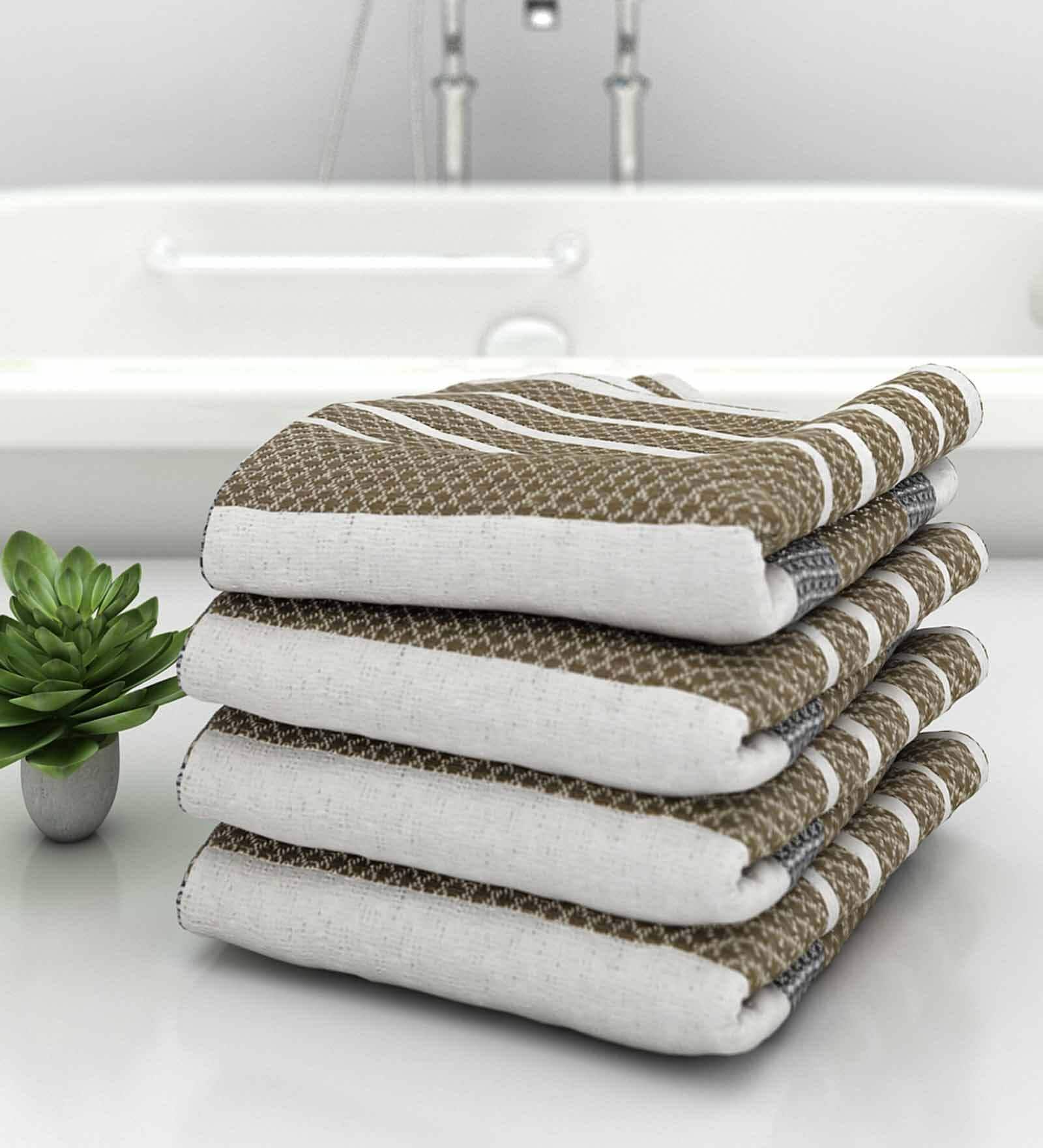 Grey Diamond Flower  210 GSM 100% Cotton Bath Towel (Set of 4)