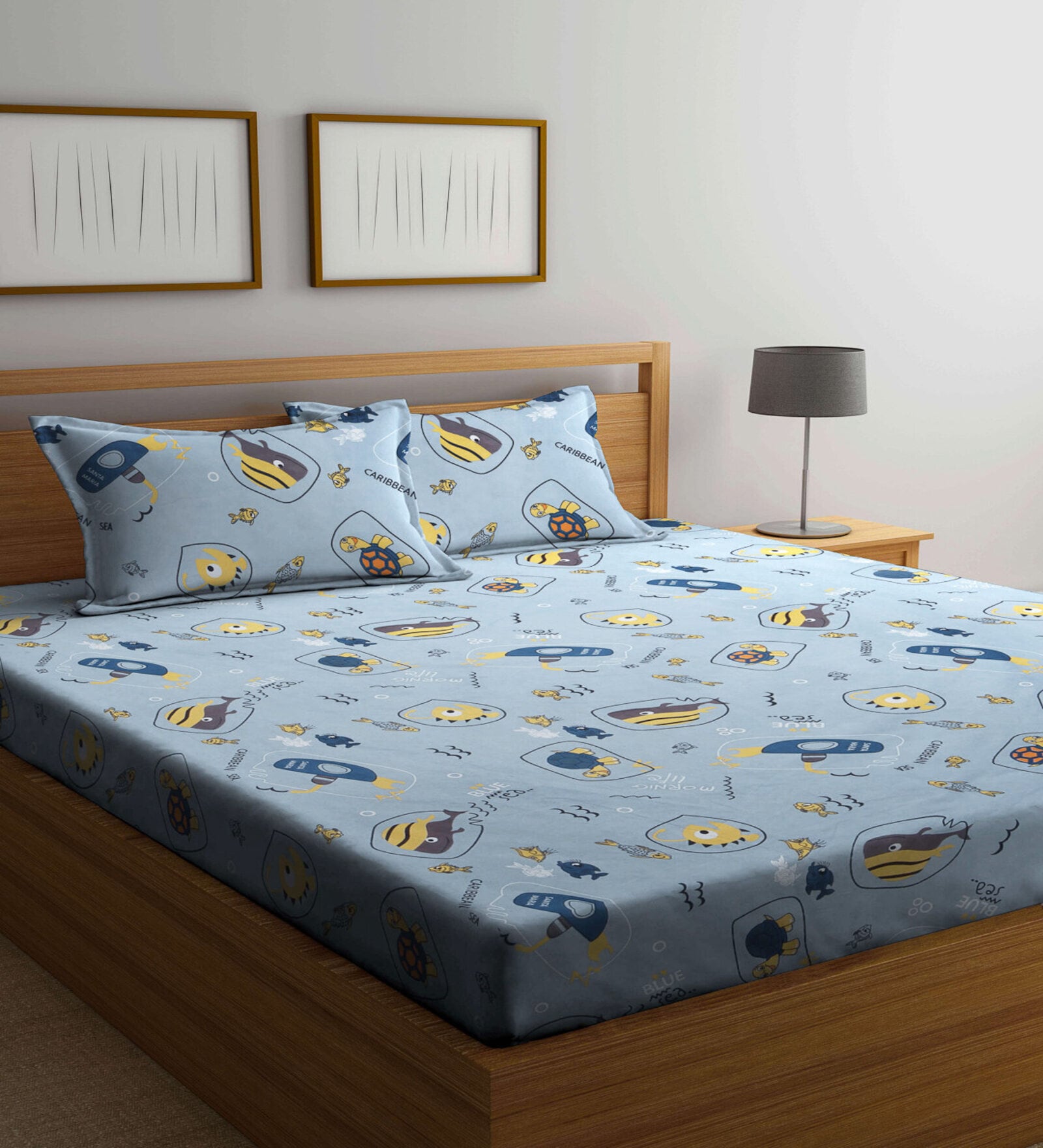 Multicolor Abstract 300 TC Cotton Blend  Double Bedsheet with 2 Pillow covers