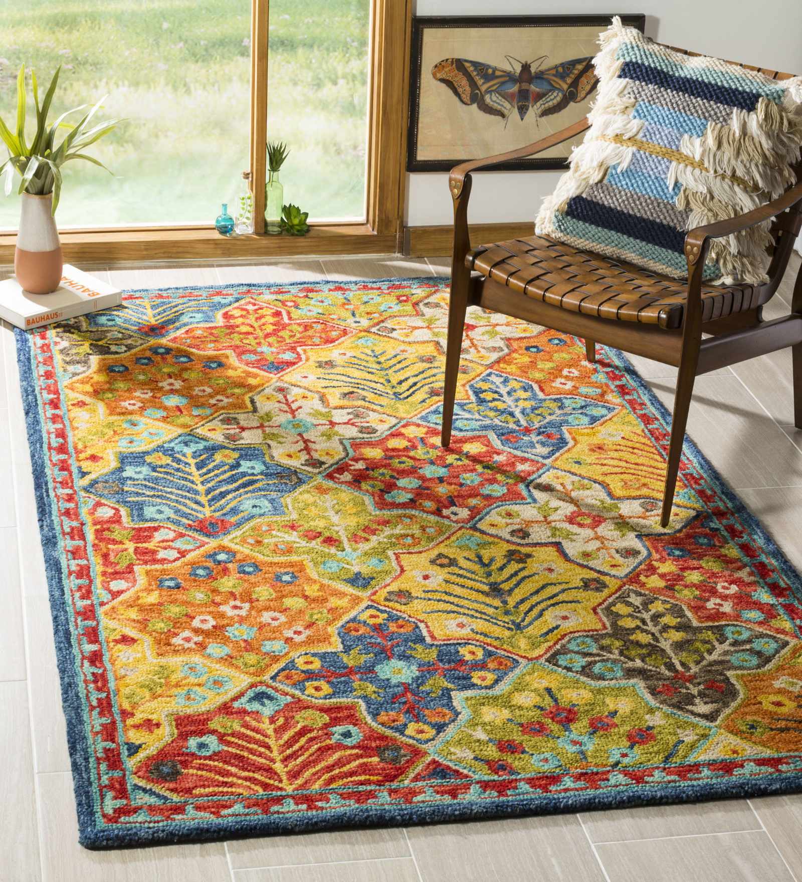 Multicolor Abstract Wool 4ft x 6ft Hand Tufted Carpet