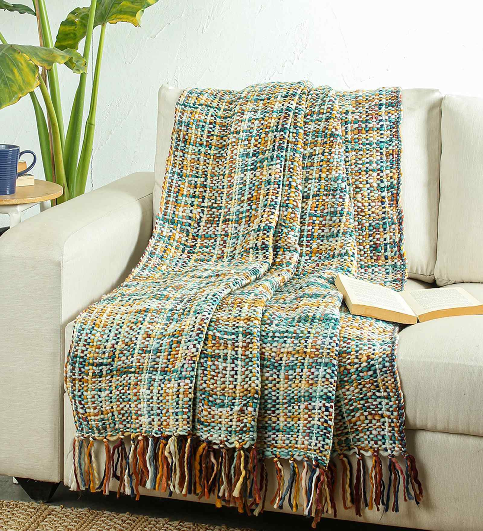 Multicolor Acrylic Taruvi Throw