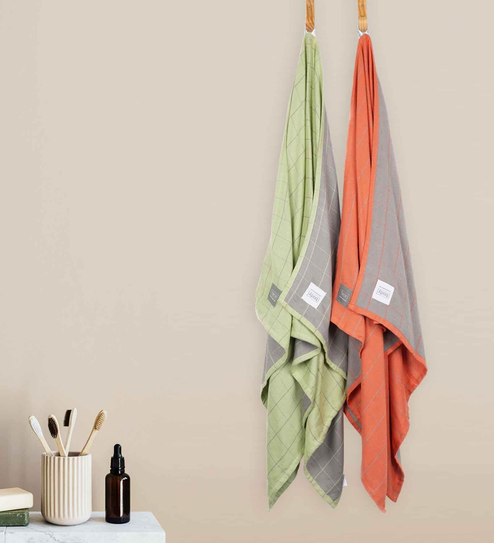 Multicolor Banana Solid 380 GSM 2 Pcs Bath Towels