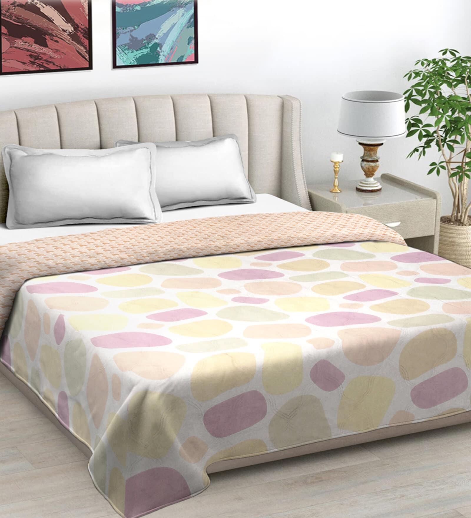 Multicolor Cotton Blend Geometric 350 GSM Double Bed Comforter