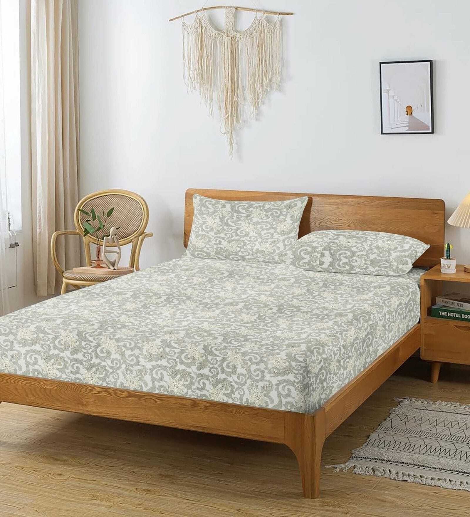 Multicolor Floral 144 TC Cotton King Flat Bedsheet With 2 Pillow Covers