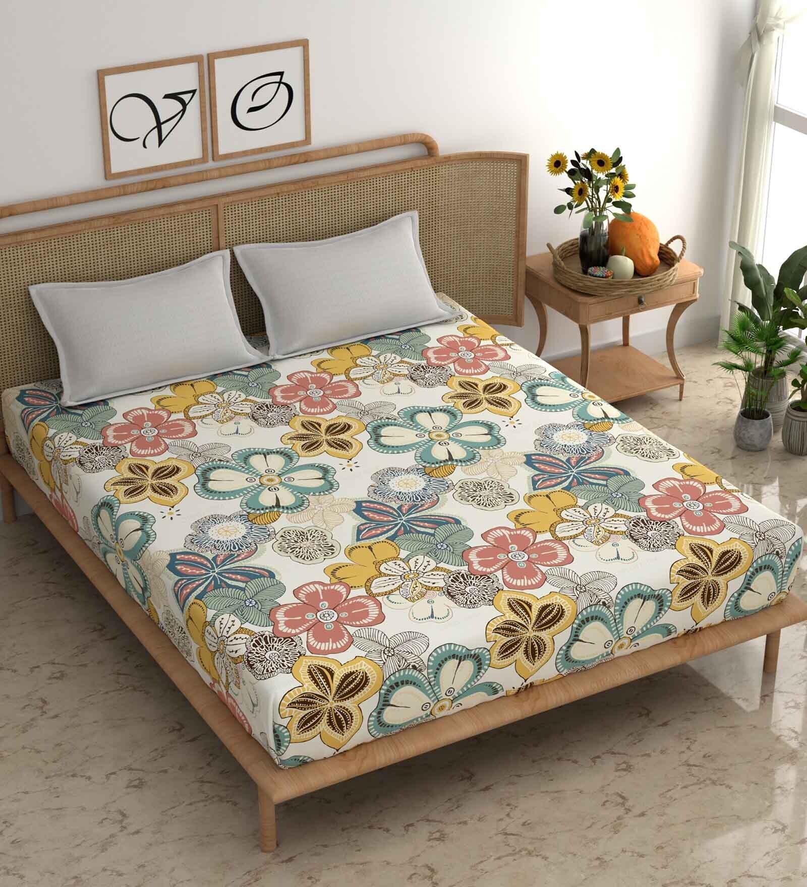 Multicolor Floral 210 TC Microfiber King Bedsheet With 2 Pillow Covers