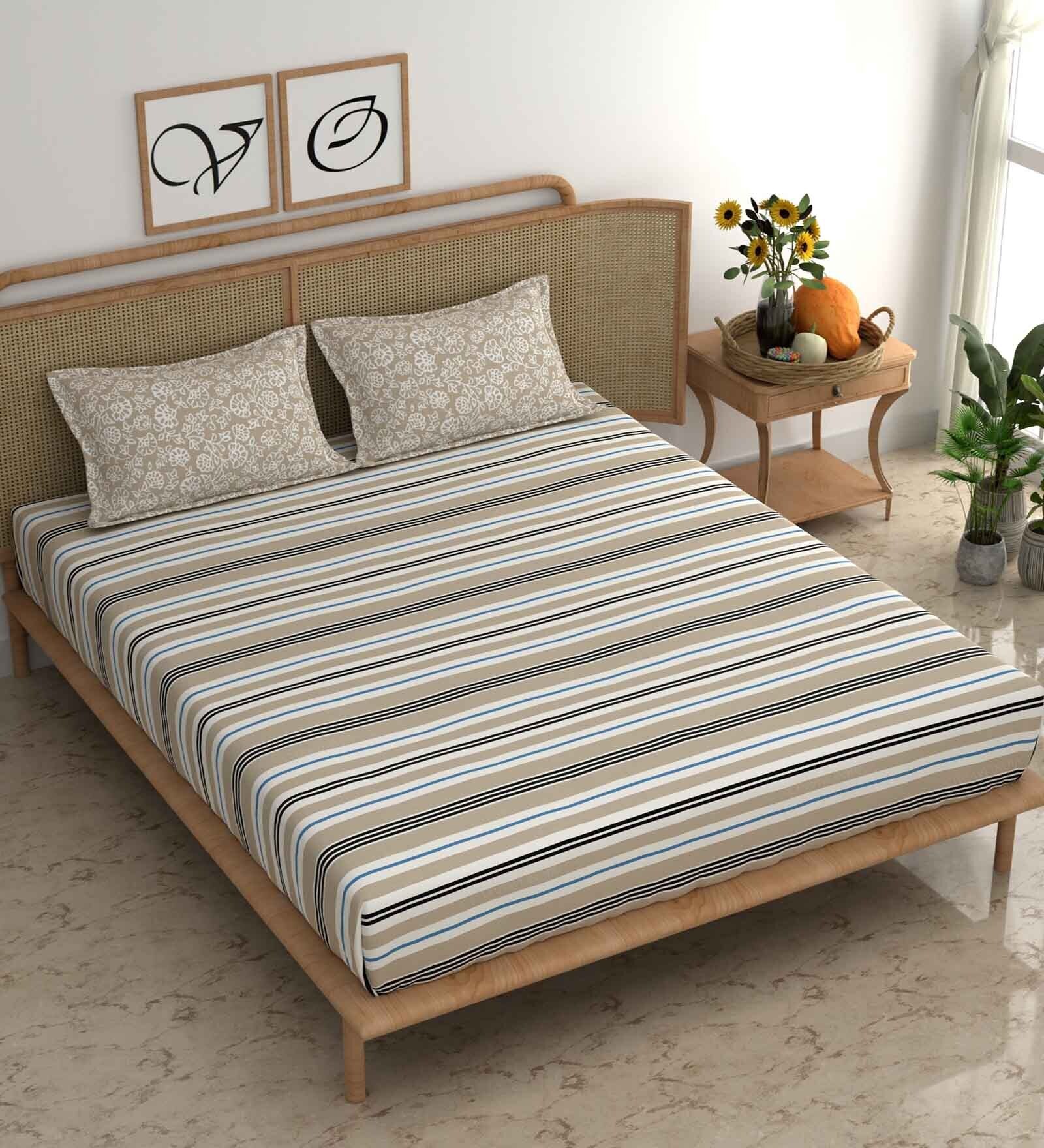 Multicolor Stripes 210 TC Microfiber King Bedsheet With 2 Pillow Covers