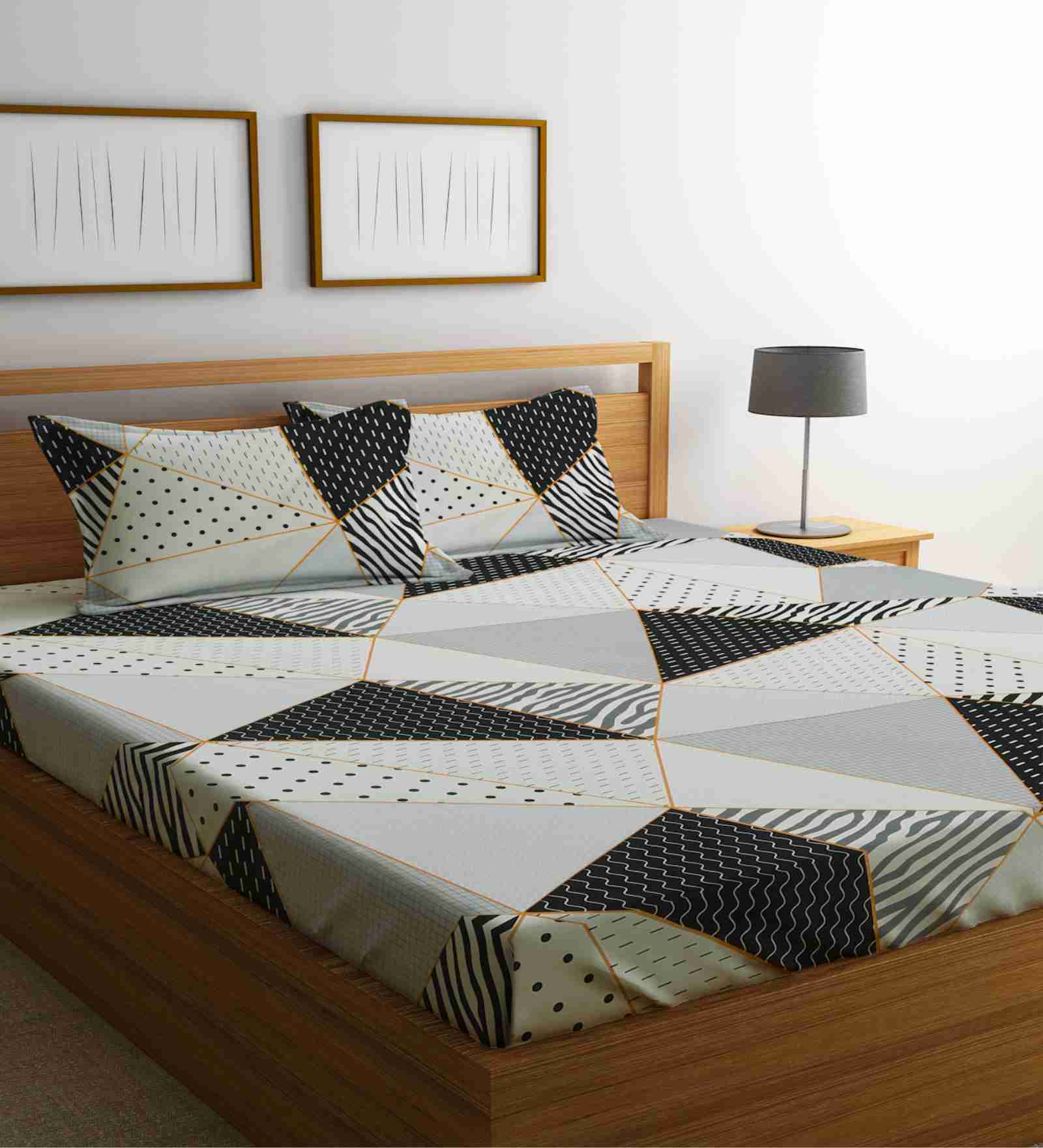 Multicolor Geometric 300 TC Cotton Blend 1 King Sized Double Bedsheet With 2 Pillow Covers