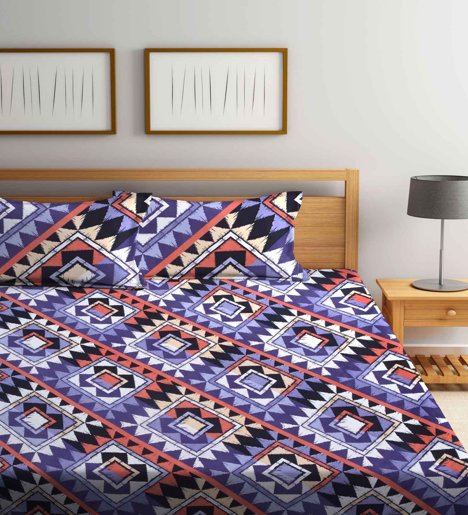 Multicolor Geometric 300 TC Cotton Blend Double King Sized Bedsheet With 2 Pillow Covers