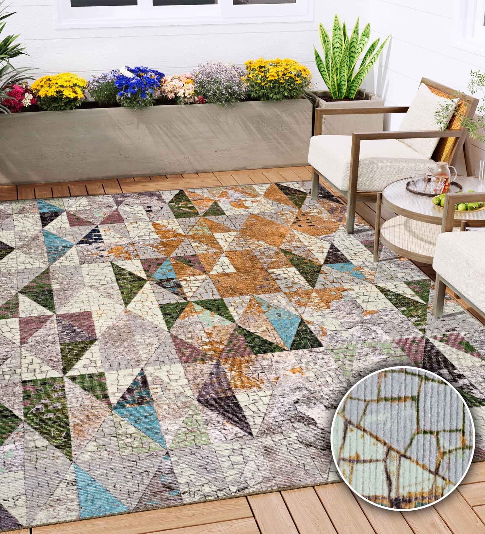 Multicolor Geometric Polyester 4' X 6' Machine Made Carpet