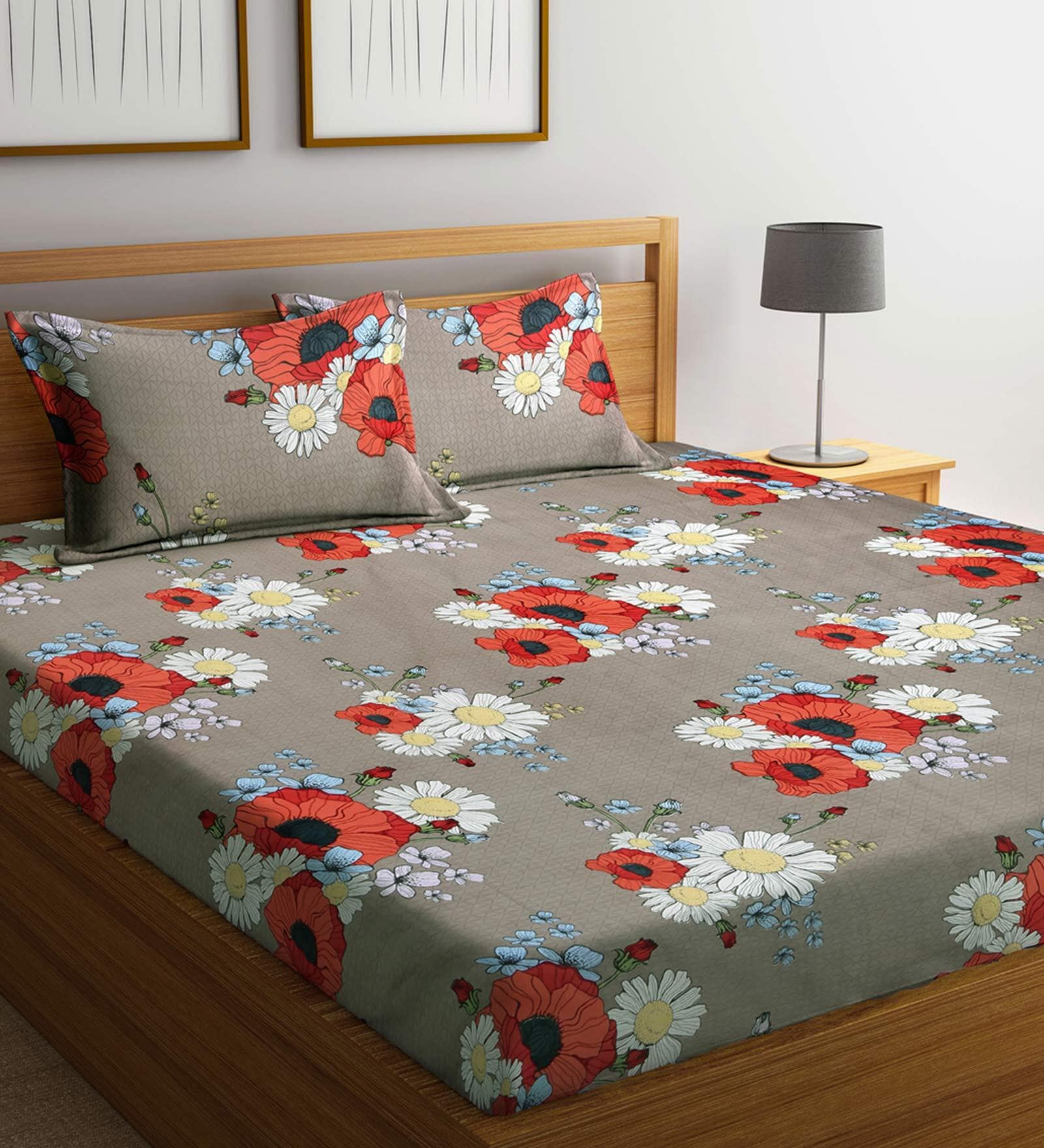 Multicolor Floral 210 TC Cotton Blend King Sized Bed Sheets with 2 Pillow Covers