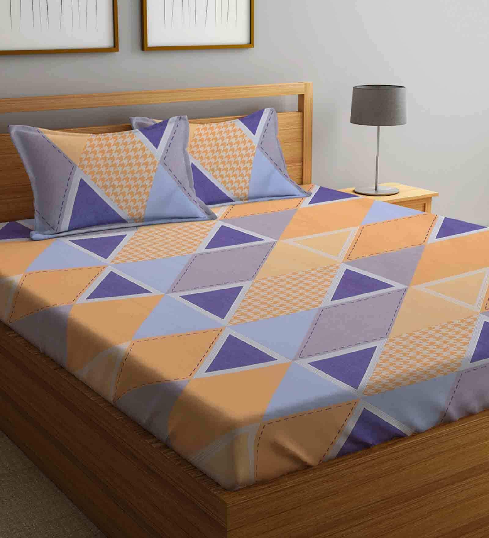 Multicolor Geometric 210 TC Poly Cotton King Sized Bed Sheets with 2 Pillow Covers