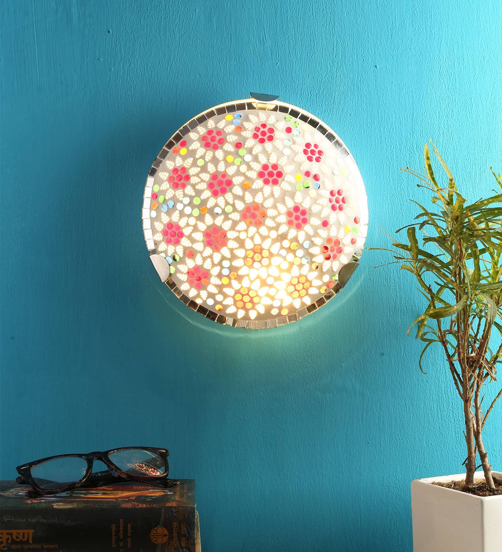 Joshaphus Glass Flush Mount Wall Light (Multicolour)