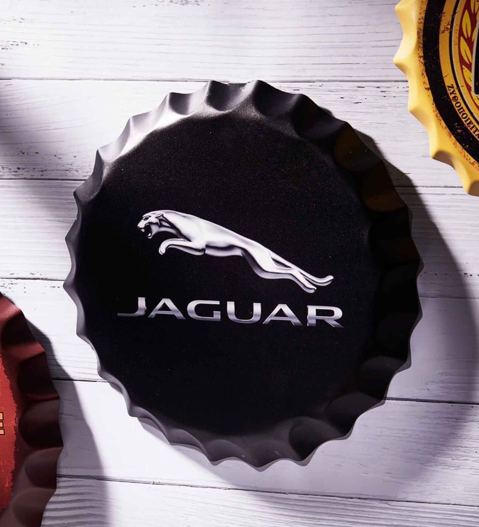 Black Metal Jaguar Wall Decor