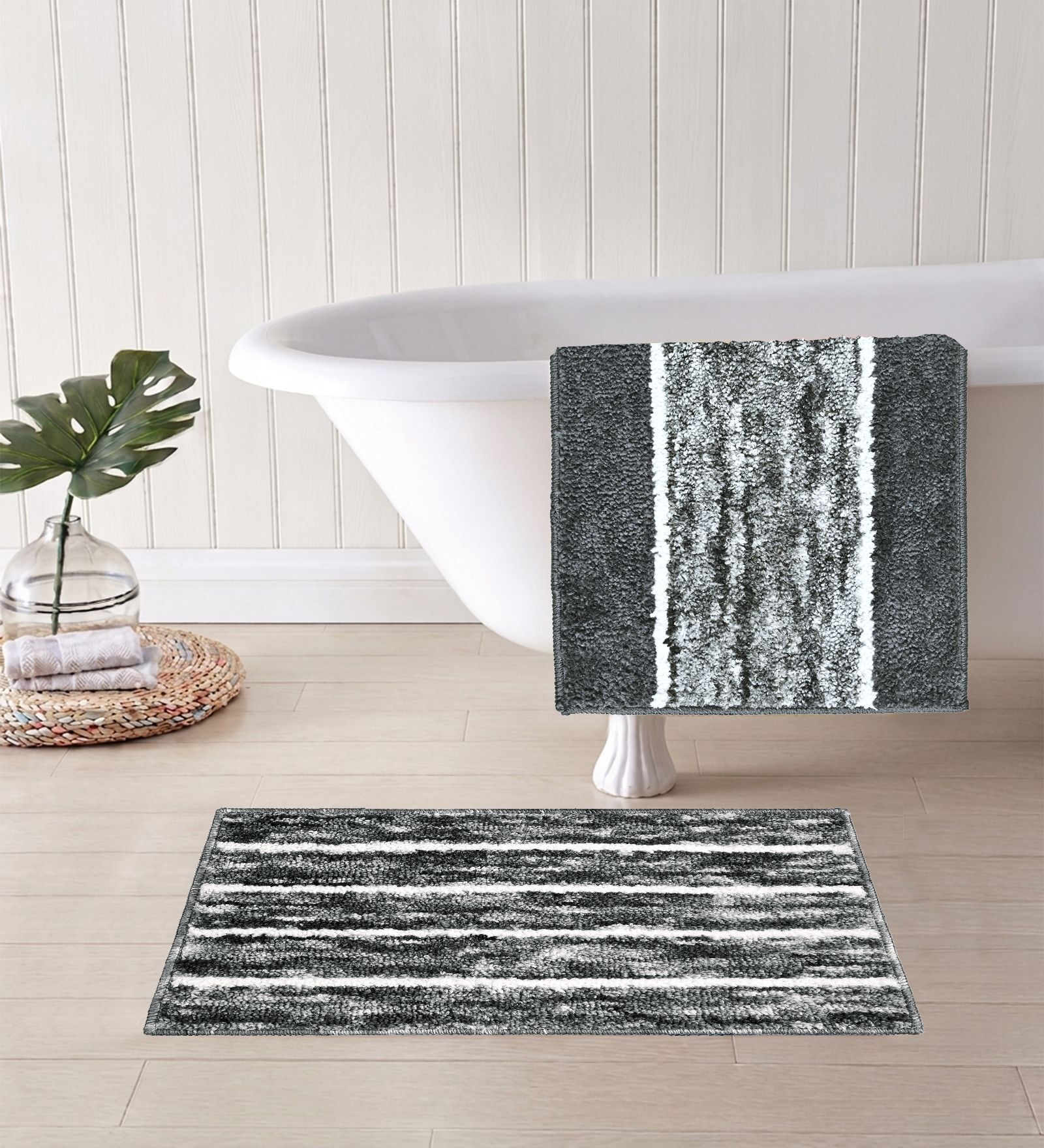 Green Microfiber 15X23 Inches Anti-Skid Bath Mat Set Of 2