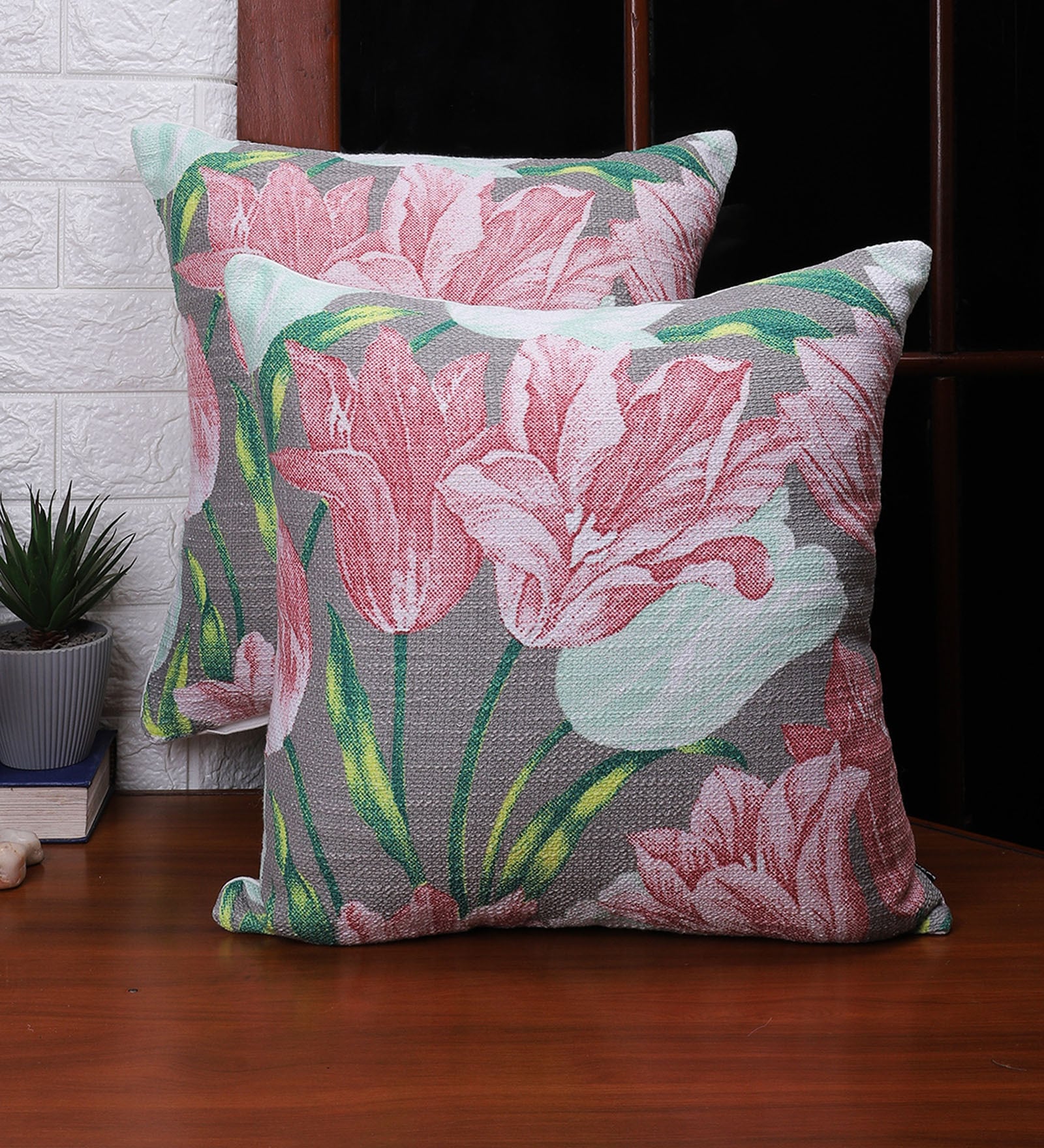 Multicolor Floral Polycotton 18 x 18 Inches Cushion Covers (Set of 2)