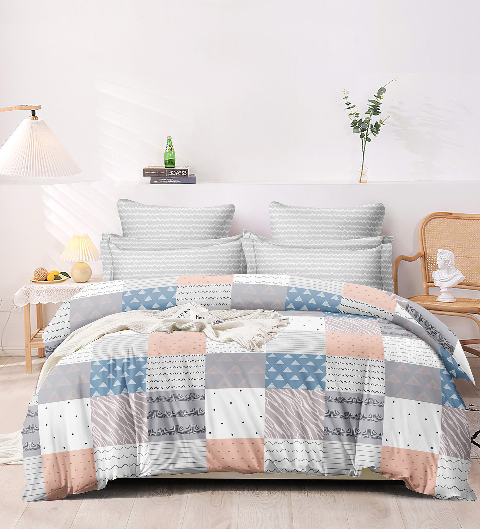 Multicolor Polyester  350 GSM  Double Bed Comforter