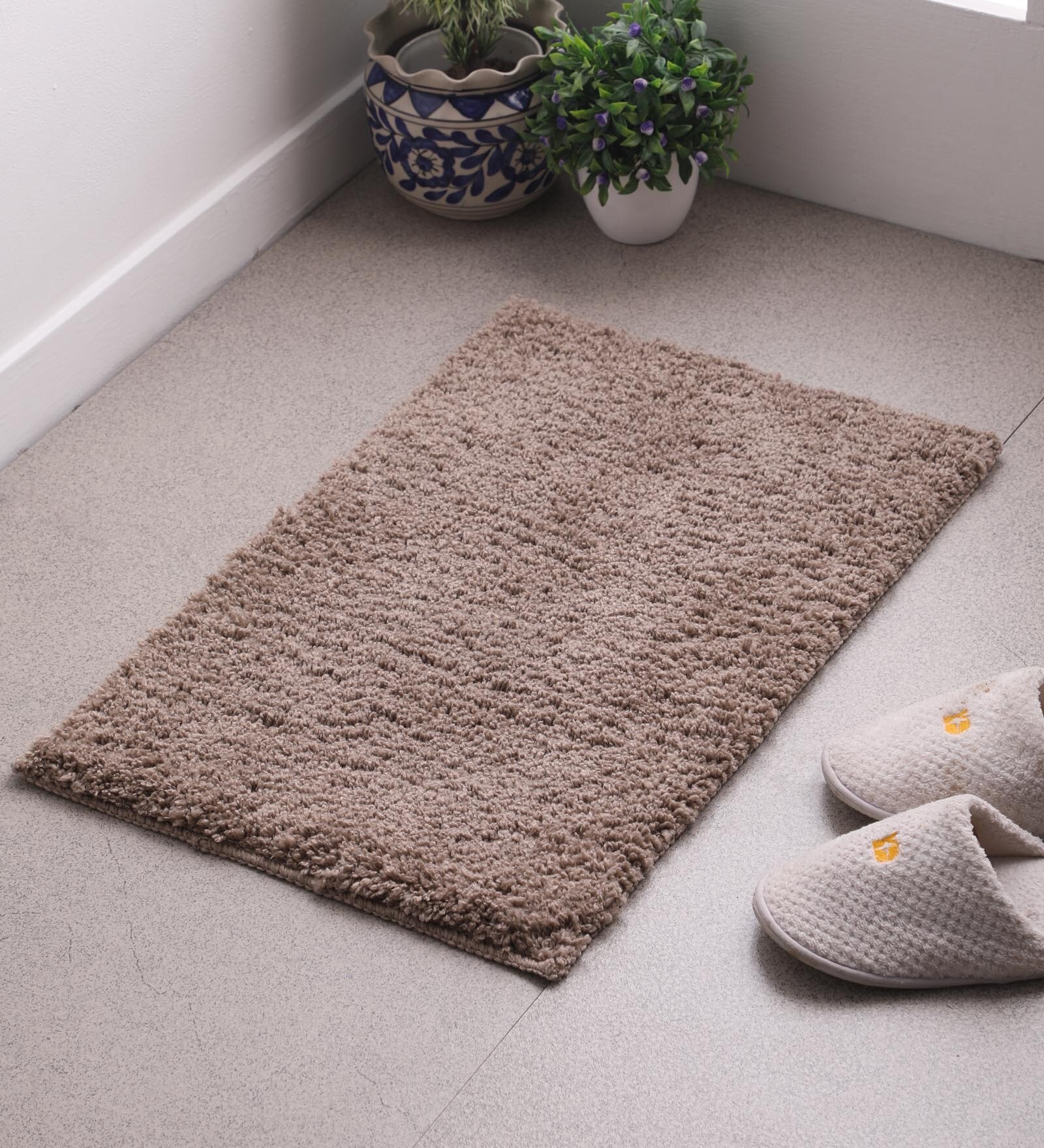 Manhattan Brown Polyester Solid Pattern 2 x 1 Feet AntiSkid Set of 2 Door Mats
