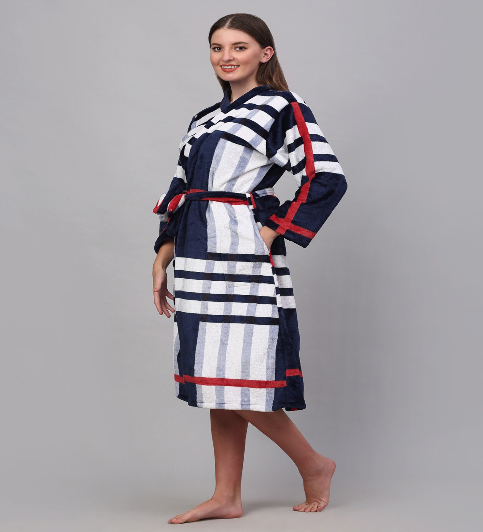 Multicolor Checkered Woolen Women Bath Robe With Belt (M)