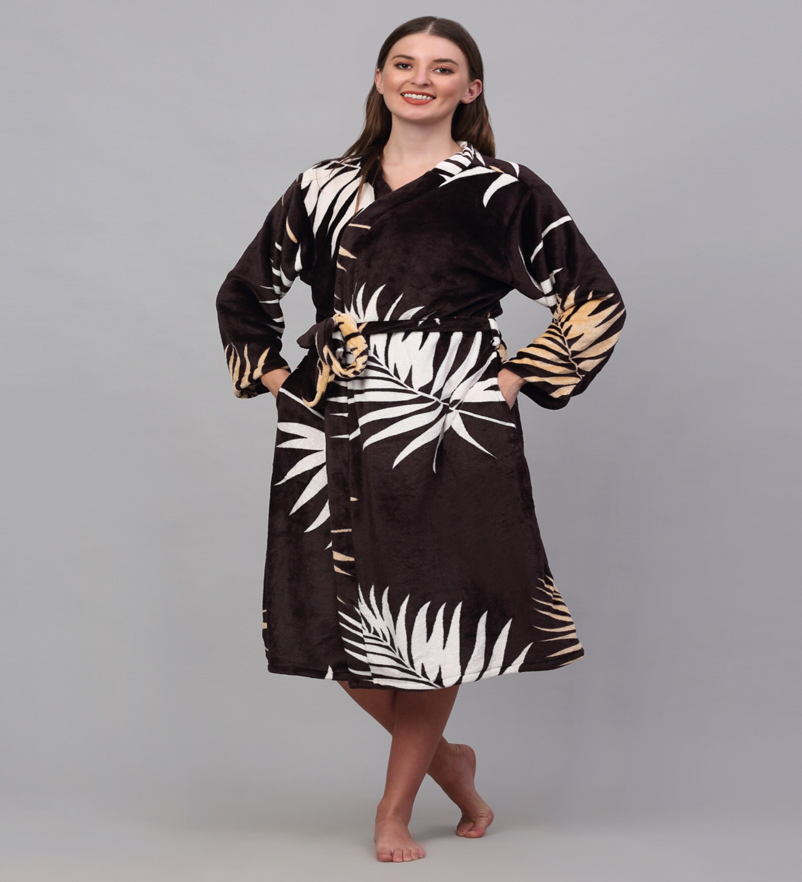 Multicolor Printed Woolen Women Bath Robe With Belt (XL)