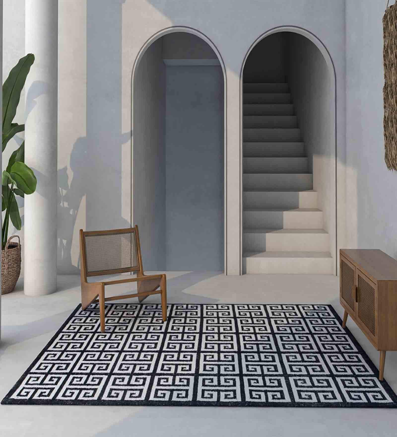 Black and White Abstract Wool 5 ft X 8 ft Hand Woven Dhurrie