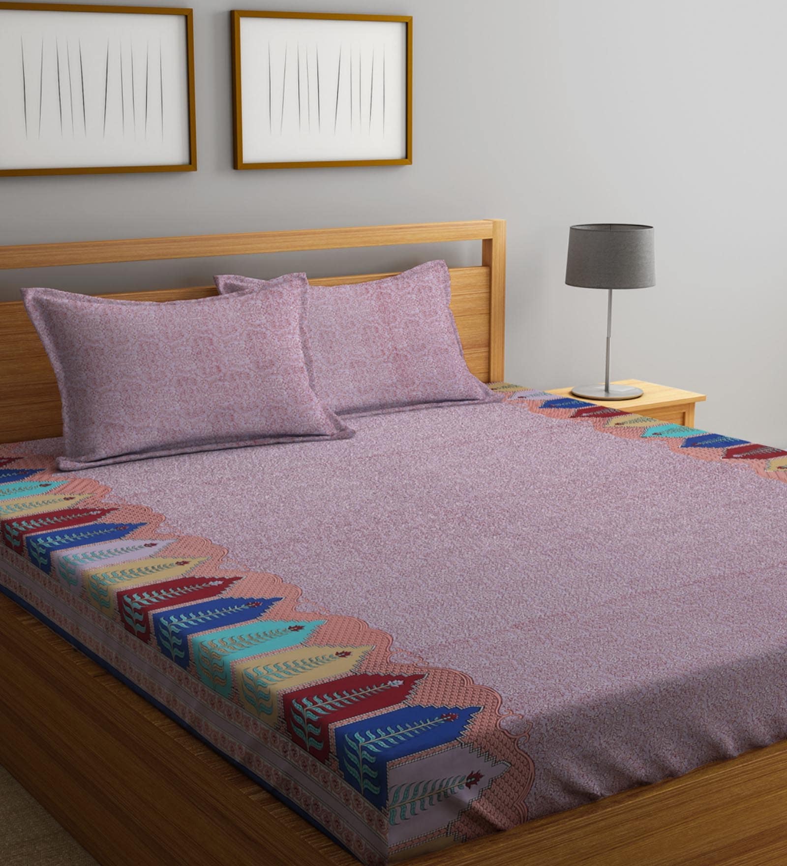 Multicolor Traditional 300 TC Cotton King Sized Bed Sheets with 2 Pillow Covers