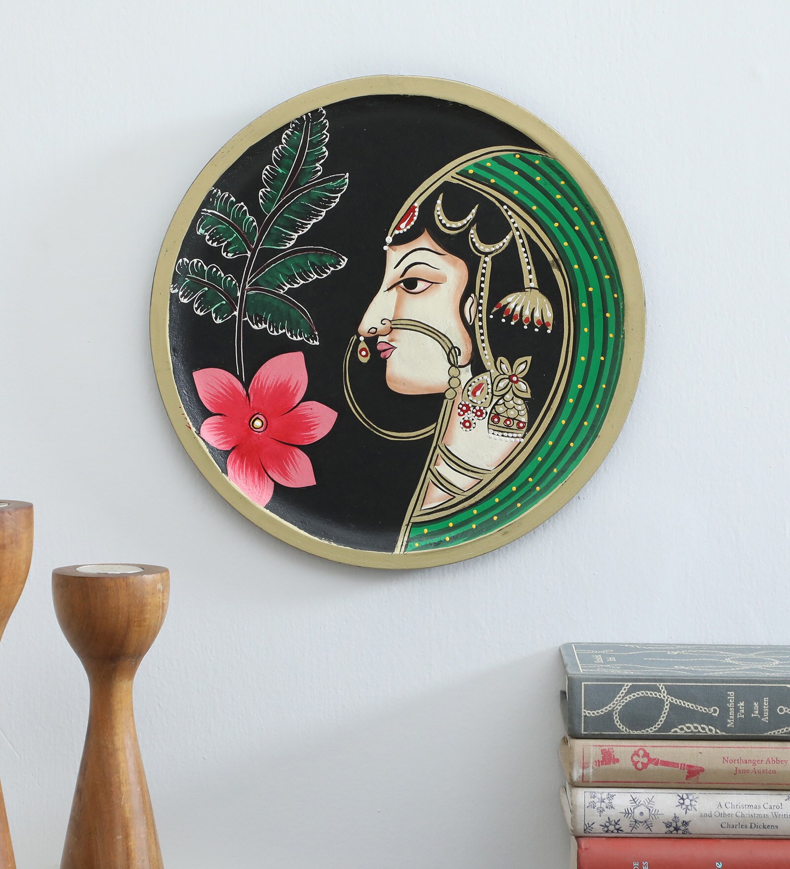 Queen Print Deocrative Wall Plate