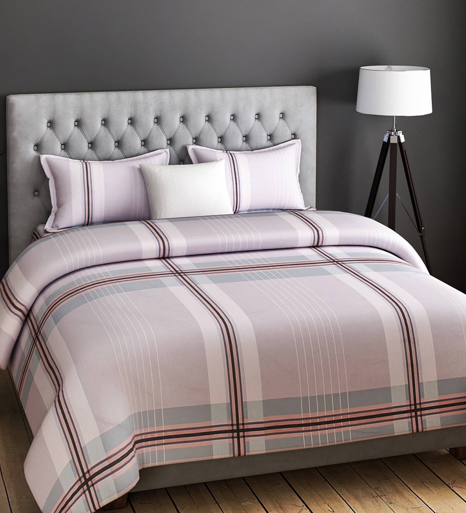 Grey Geometric 200 TC Cotton 1 Double Bedsheet with 2 Pillow Covers
