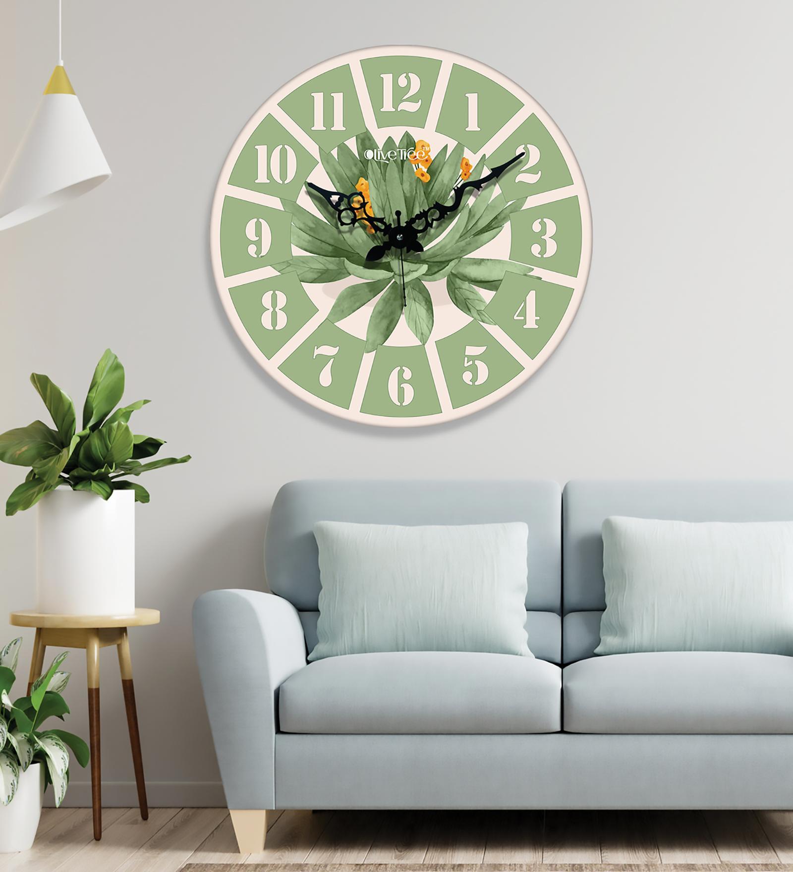 Vigo Multicolour Engineered Wood Wall Clock