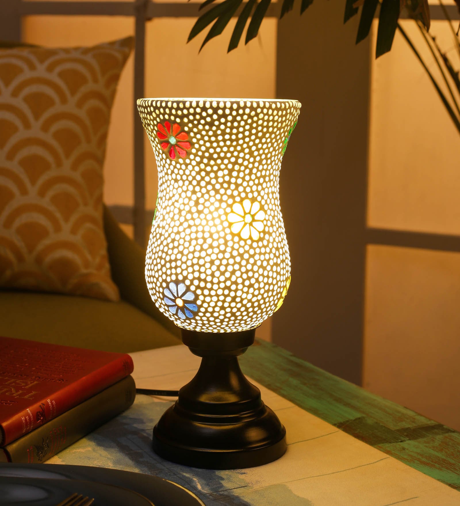 Hertz Multicolour Glass Shade Table Lamp With Metal Base