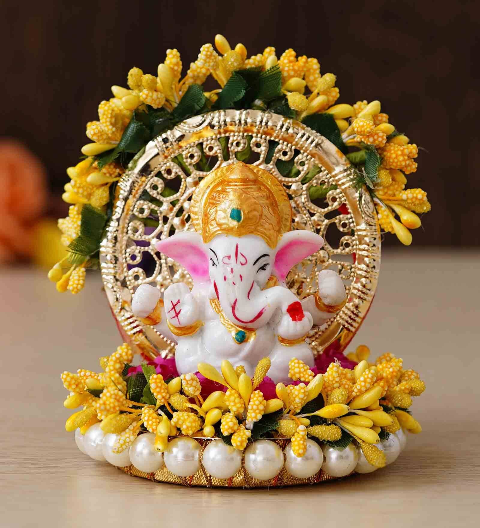 Multicolour Metal and Polyresin Lord Ganesha Idol on Decorative Handcrafted Yellow Floral Plate