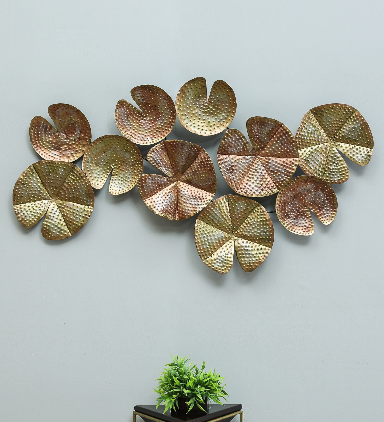 Metal Panel Crocus Buy Wrought Iron Abstract Wall Art In Multicolour at 31% OFF by Vedas ...