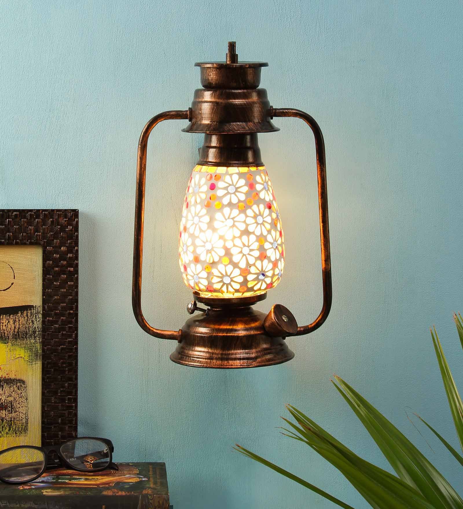 Metal Novelty Wall Light (Copper)