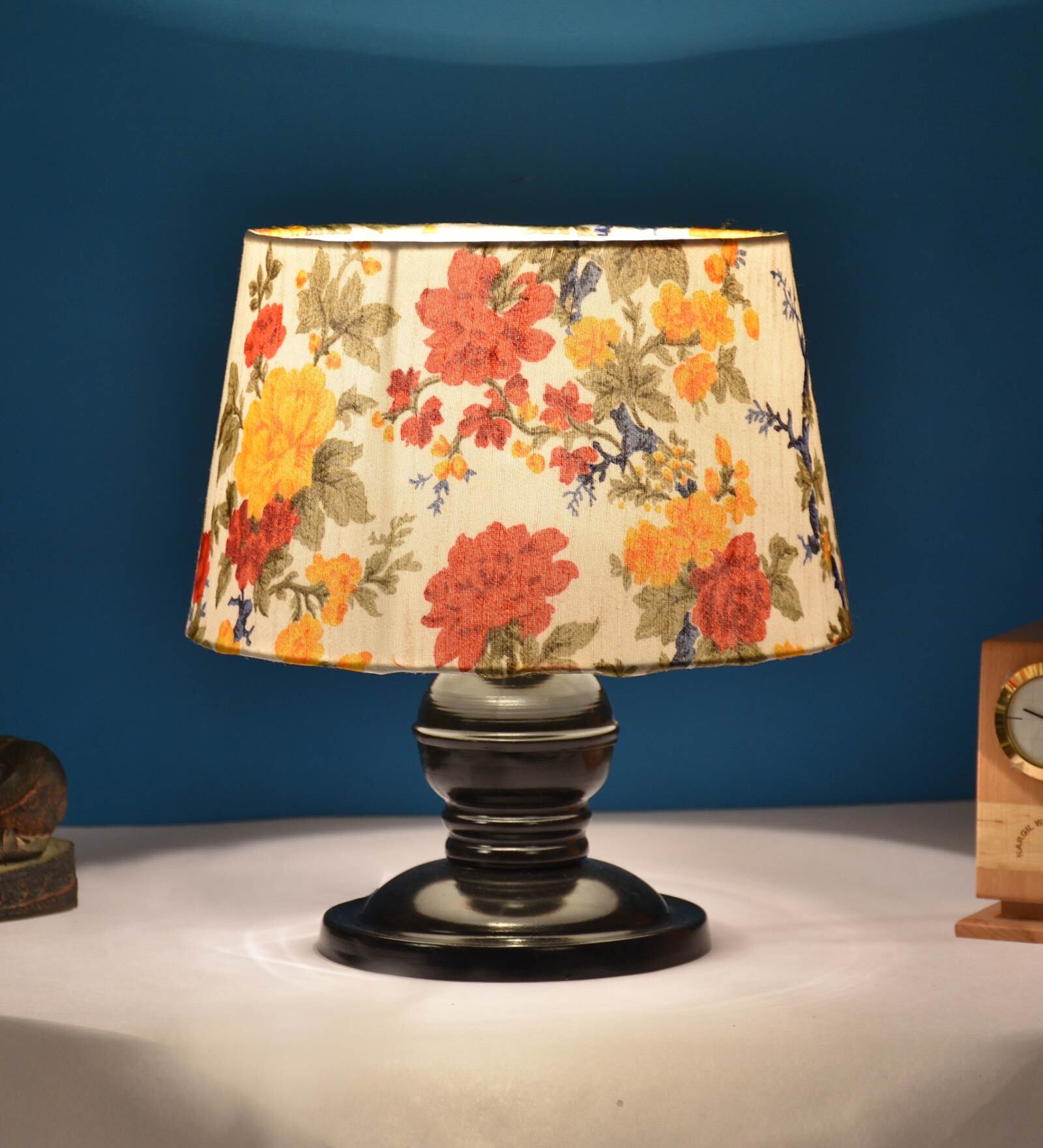 Multicolour Shade Table Lamp With Metal Base